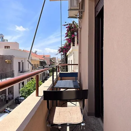 Apartamento Kostas House *