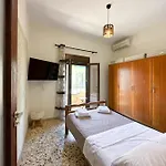 Kostas House Apartment