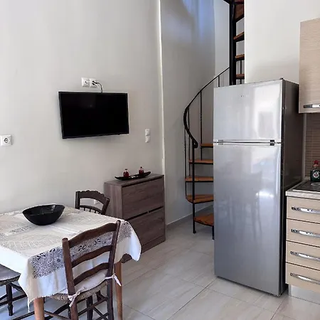 Kostas House Apartmán *