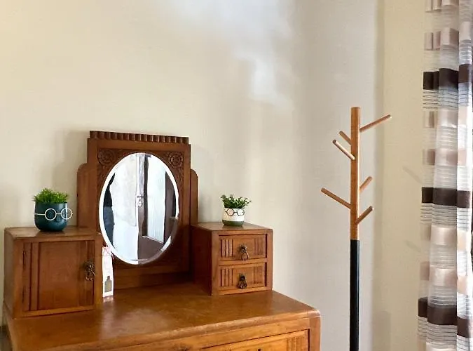 公寓 Kostas House *